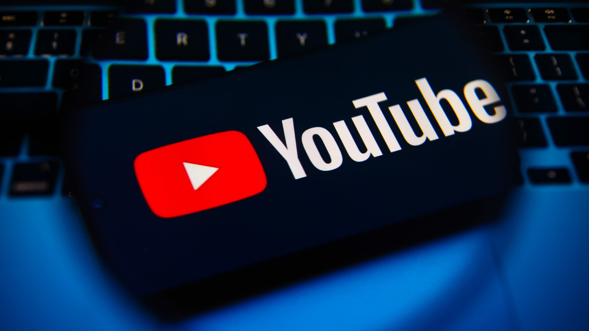 YouTube İzlenme Satın Almak Ne İşe Yarar? | Keşfet’e Düşmenin Sırrı (2025)